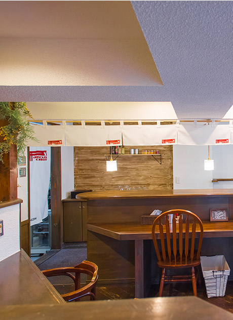 知床鶏麺CHICKENCREST札幌白石店の内観イメージ